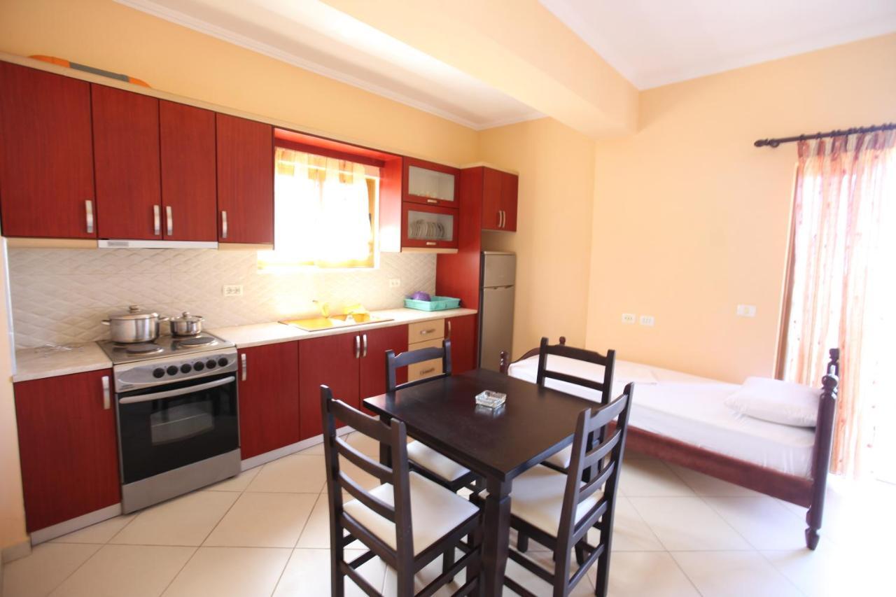 Ferienwohnung Vila Jakupi Sarandë Exterior foto